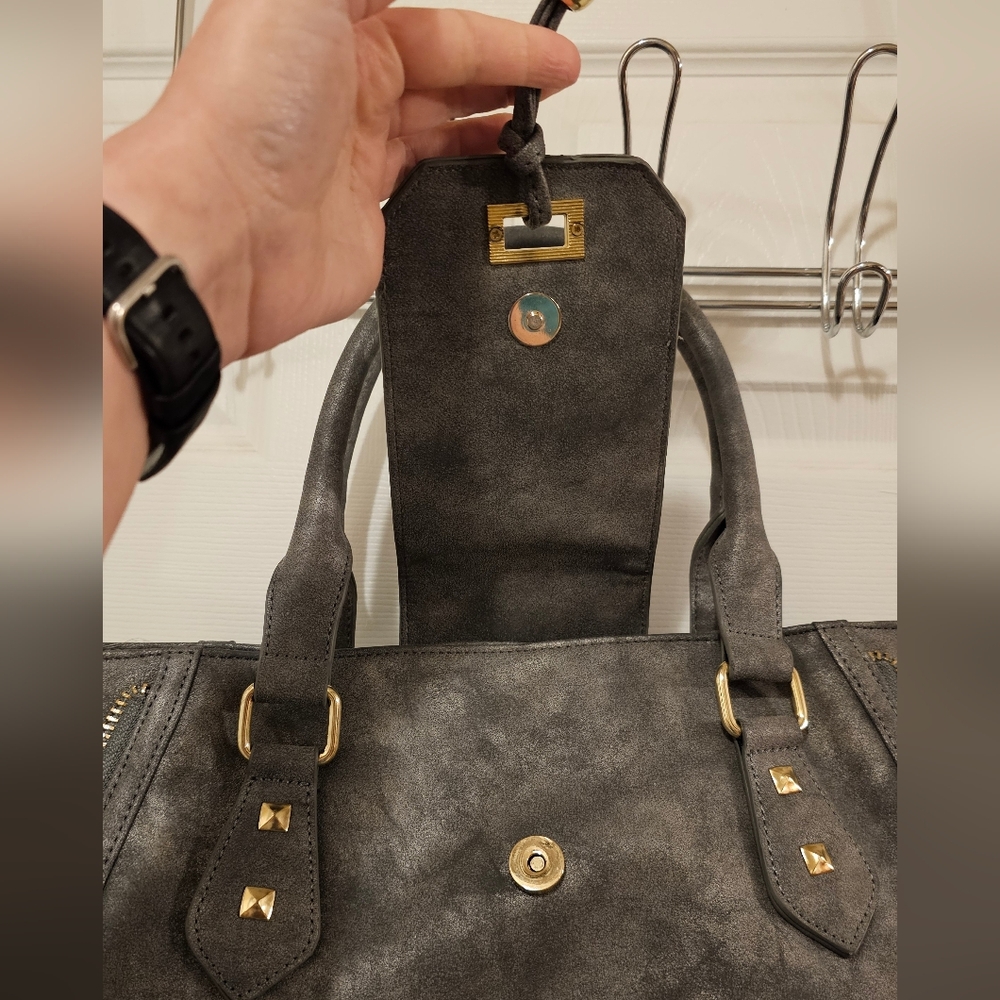 EUC Gray Women's Handbag - Faux Leather - Picture 5 of 15